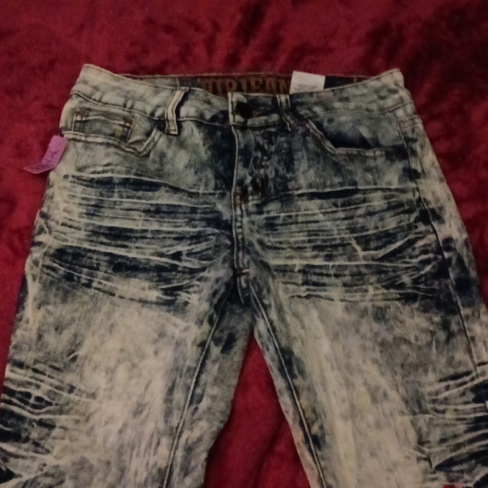 Jeans - Picture 2 of 3